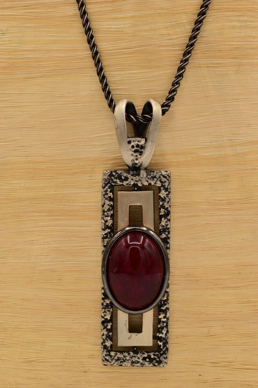 Vintage Cabochon Pendant Necklace Maroon Stone Pewter Made Canada Signed BinBC
